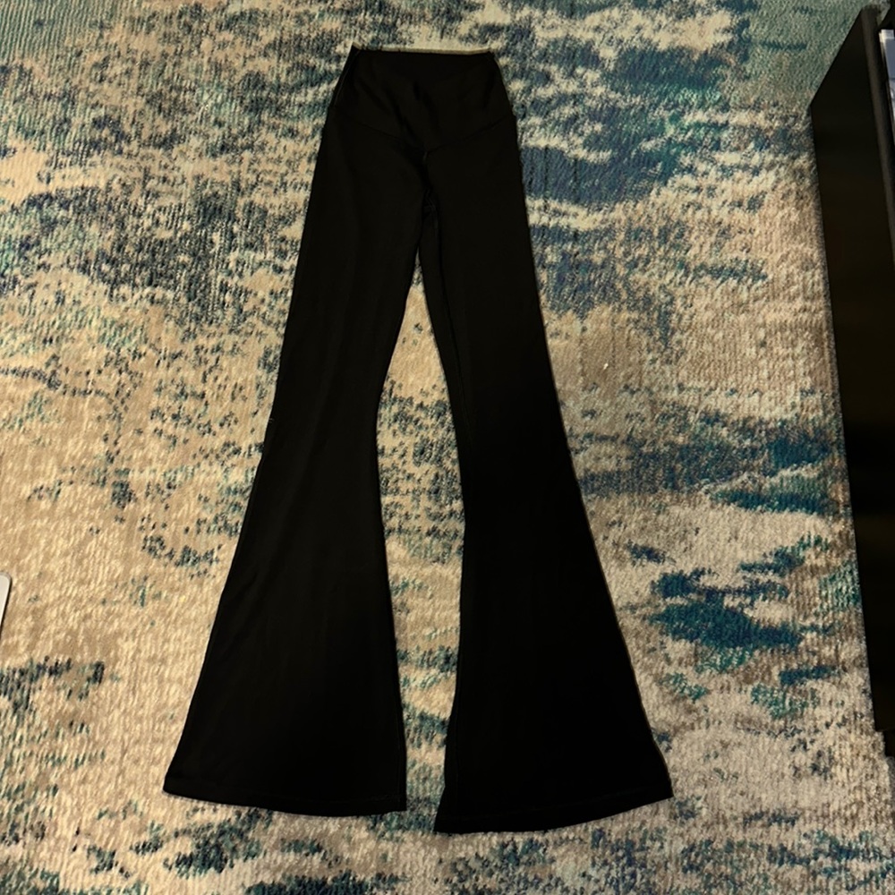 Aerie Offline Flare Legging (Cross over Waist Band)